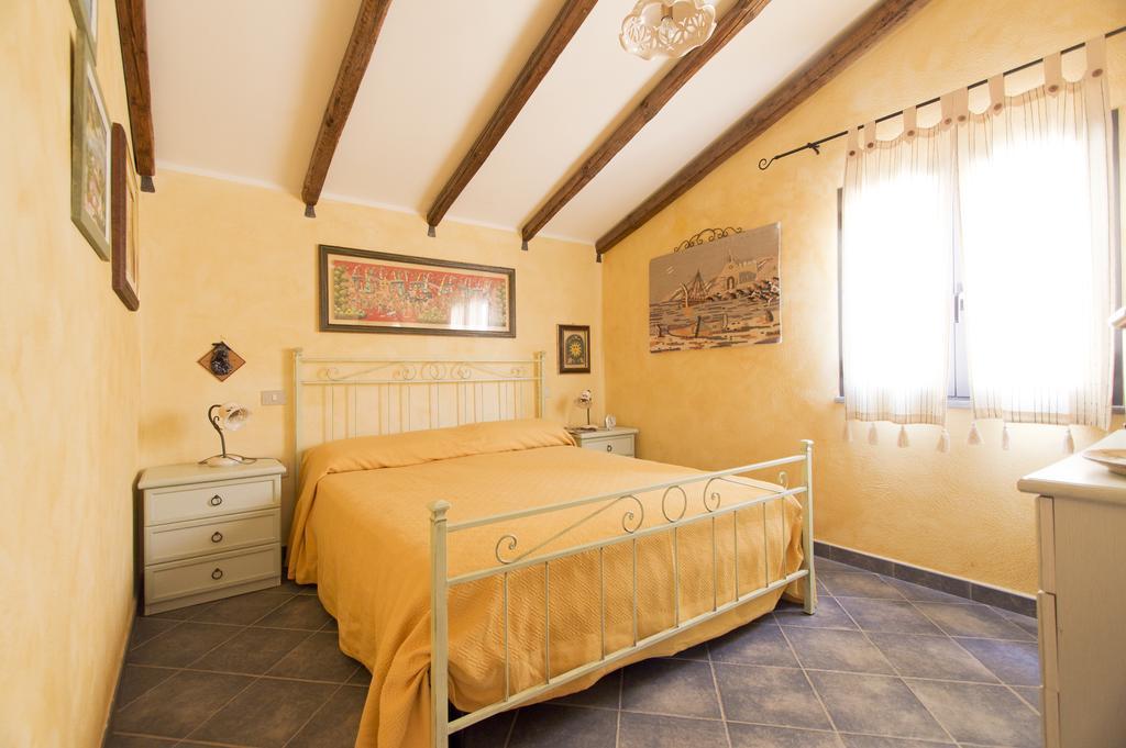 Marine House Villa Cala Gonone Room photo